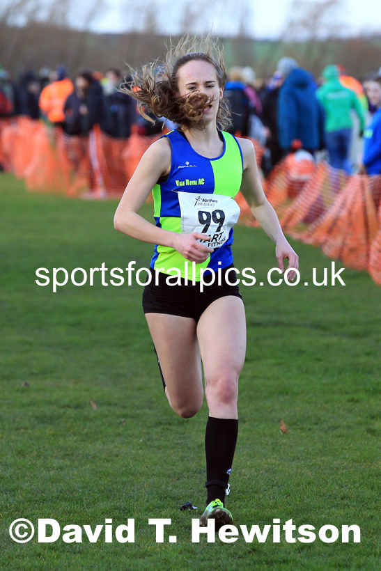 Womens under-17s 2022 Northern Cross Country Champs., Pontefract. Photo: David T. Hewitson/Sports for All Pics